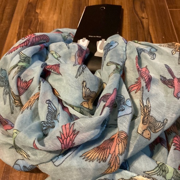 NWT eternity loop scarf, lightweight, bird pattern - Picture 1 of 4